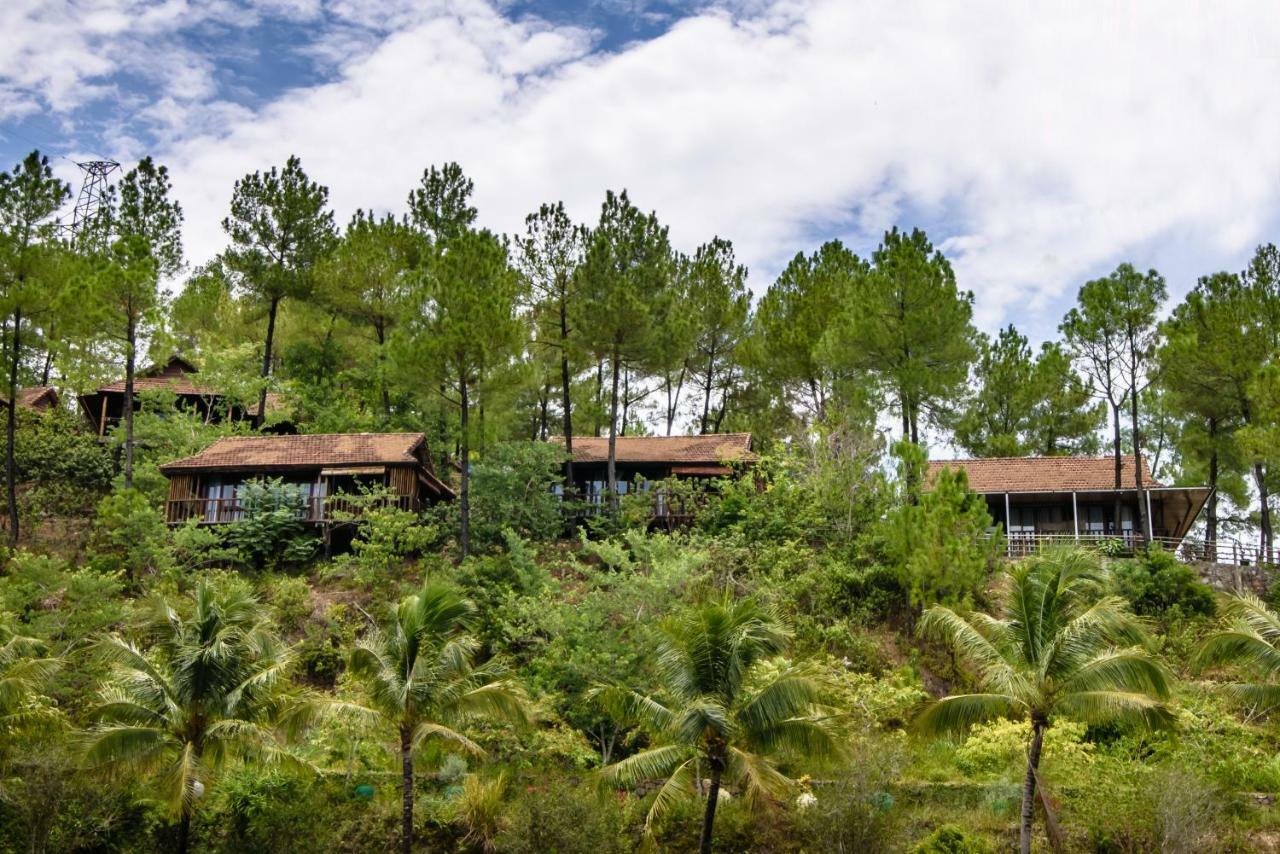 Sankofa Village Hill Resort & Spa Hue Exterior photo